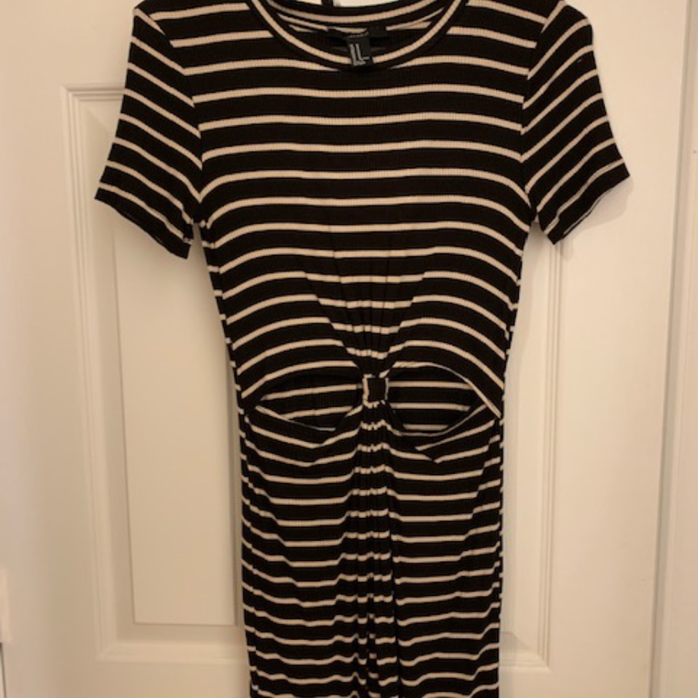 Forever 21 short sleeve dress
